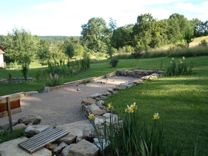 Bed and Breakfast Le Mas De Carrie Parisot  Exterior foto