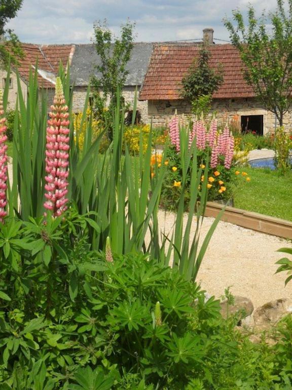 Bed and Breakfast Le Mas De Carrie Parisot  Exterior foto