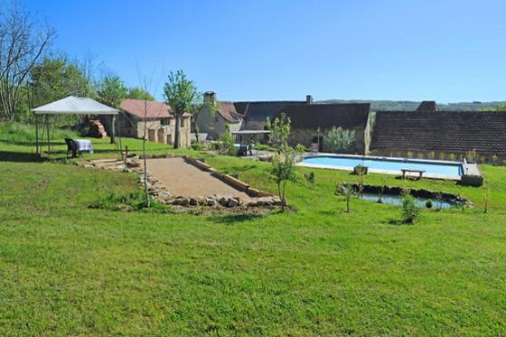 Bed and Breakfast Le Mas De Carrie Parisot  Exterior foto